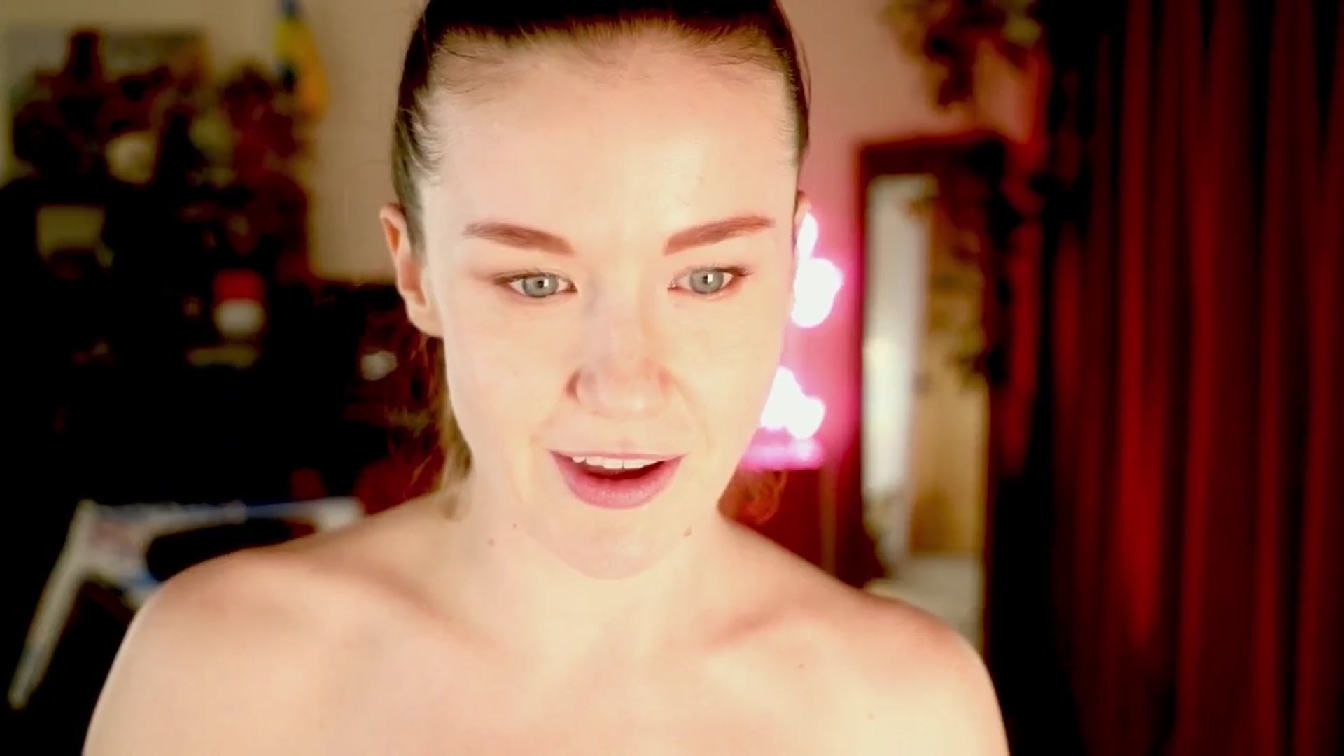 Gallery image thumbnail from EmilyBloom's myfreecams stream on, 04/03/2026, 23:56 image 8 of 20