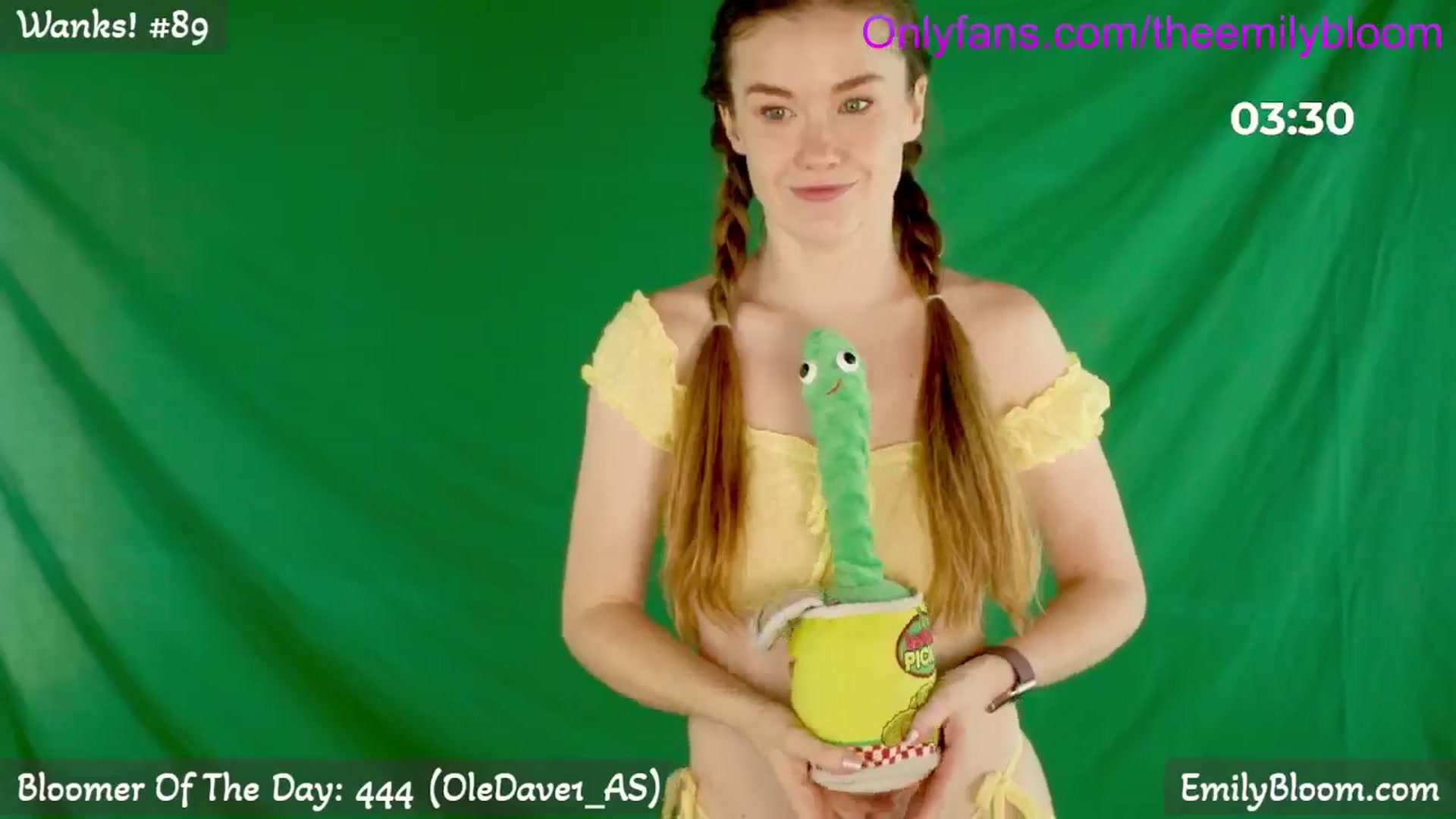 Gallery image thumbnail from EmilyBloom's myfreecams stream on, 04/18/2026, 23:32 image 7 of 20