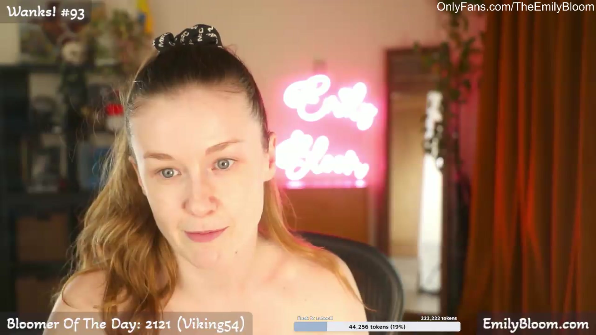 Gallery image thumbnail from EmilyBloom's myfreecams stream on, 04/24/2026, 24:49 image 6 of 20