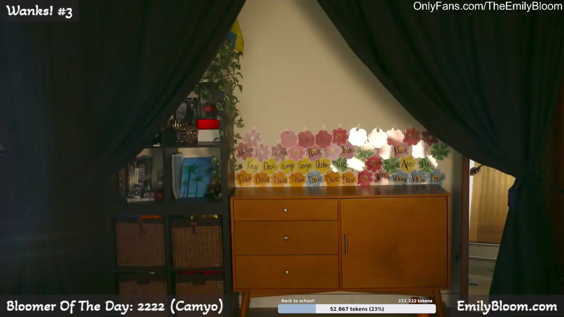 Gallery image thumbnail from EmilyBloom's myfreecams stream on, 05/06/2026, 01:01 image 2 of 20