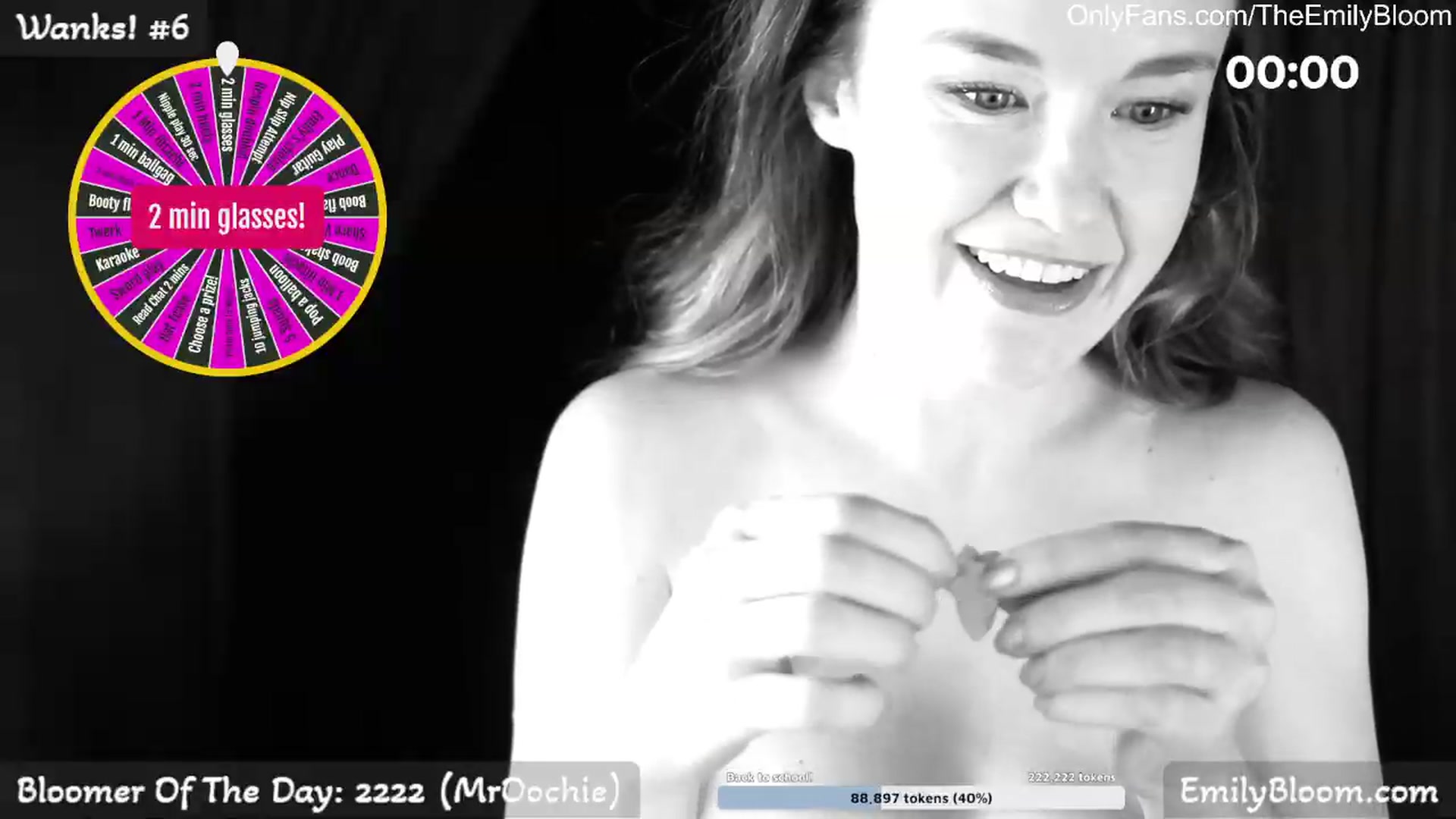 Gallery image thumbnail from EmilyBloom's myfreecams stream on, 05/22/2026, 02:25 image 13 of 20