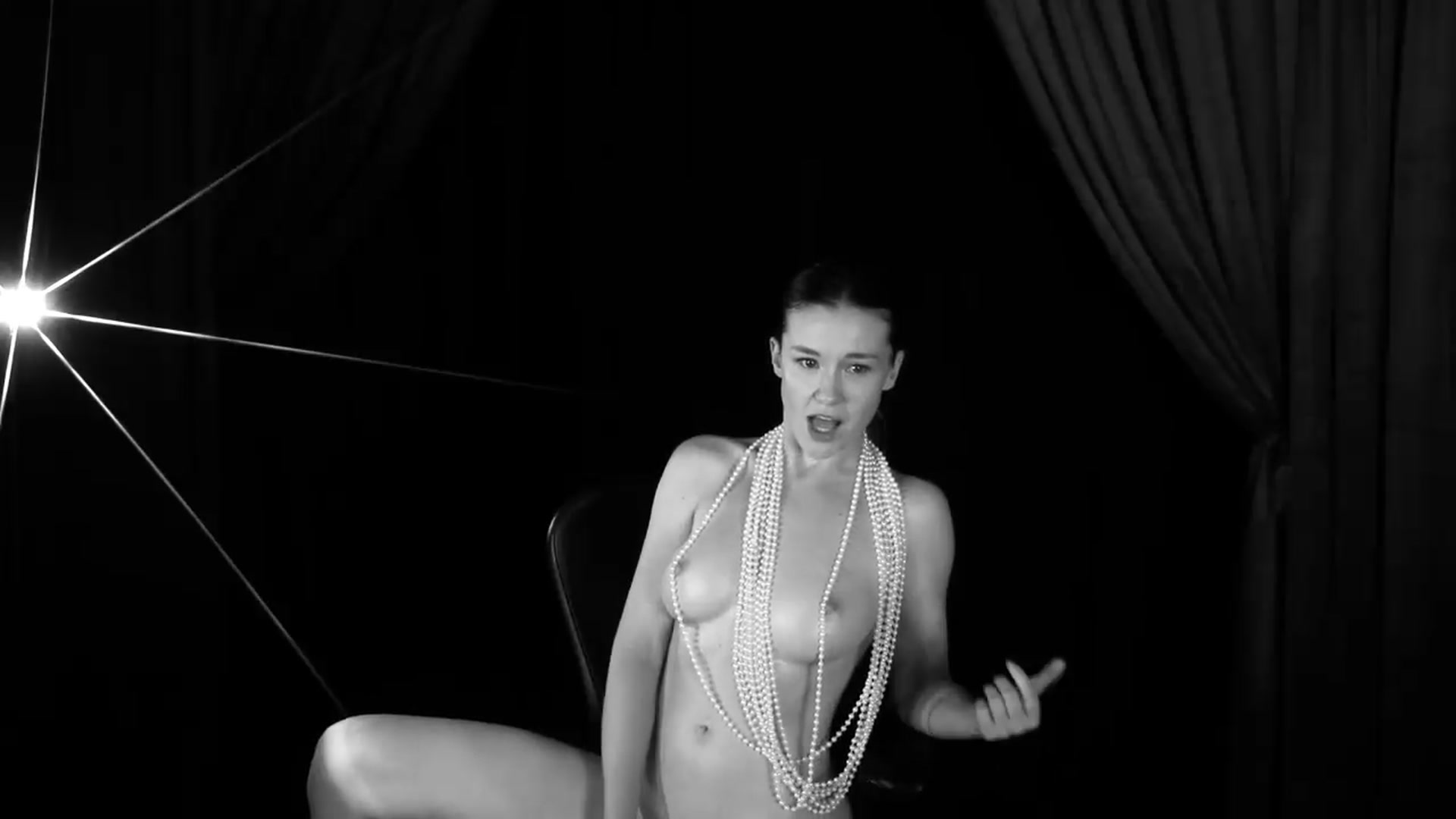 Gallery image thumbnail from EmilyBloom's myfreecams stream on, 05/22/2026, 02:25 image 20 of 20