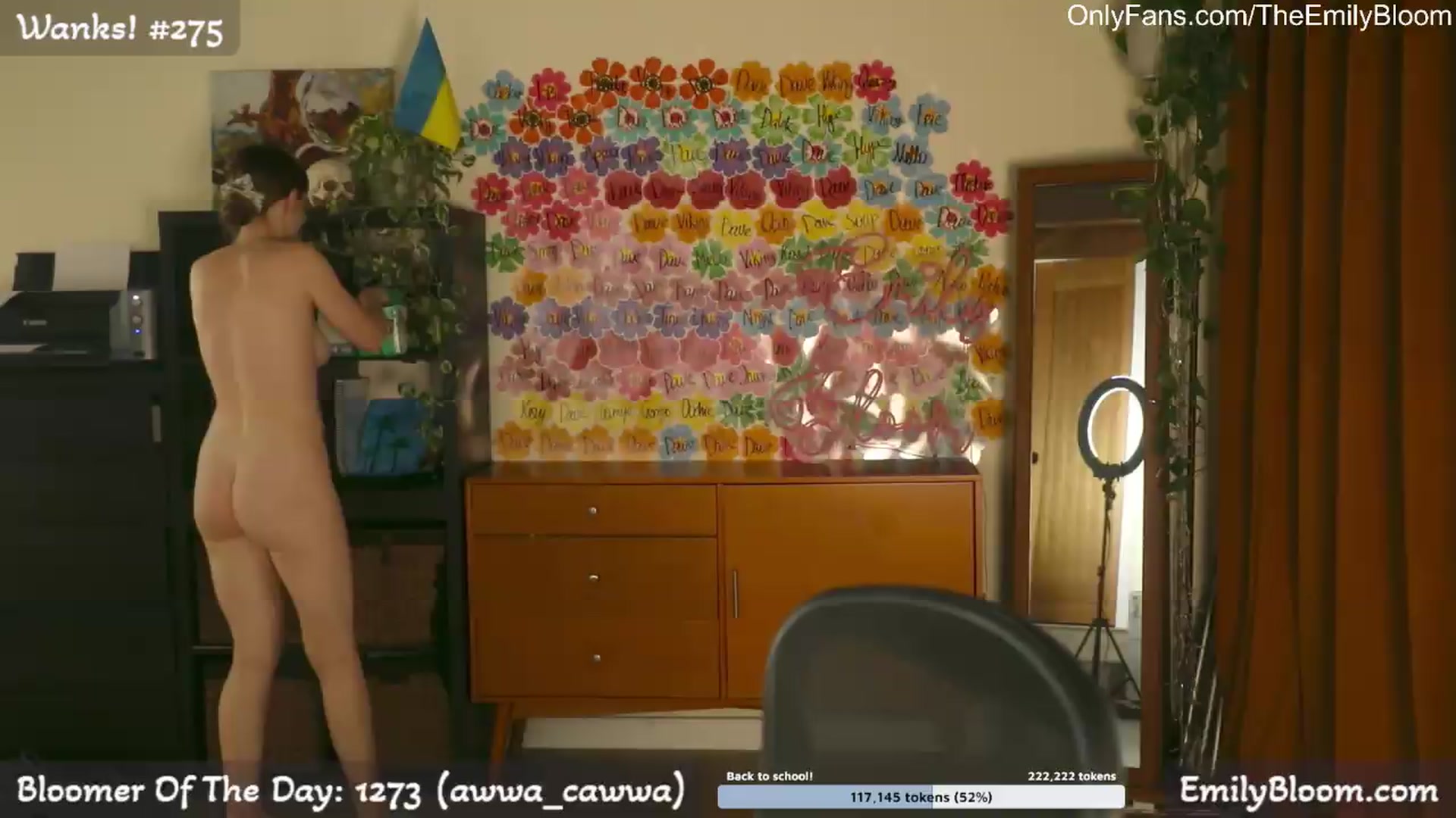Gallery image thumbnail from EmilyBloom's myfreecams stream on, 06/04/2026, 24:51 image 16 of 20