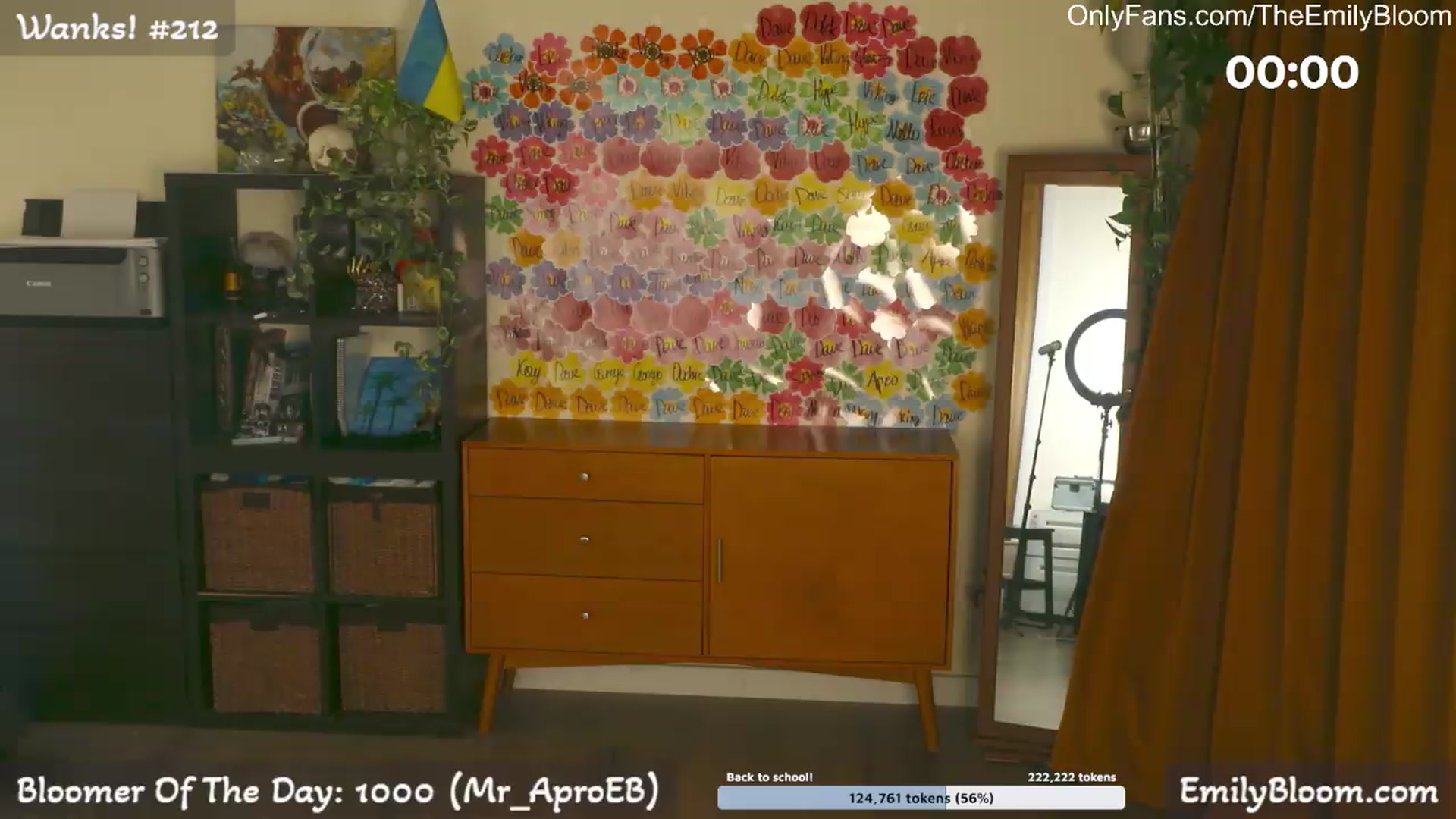 Gallery image thumbnail from EmilyBloom's myfreecams stream on, 06/15/2026, 01:09 image 12 of 20