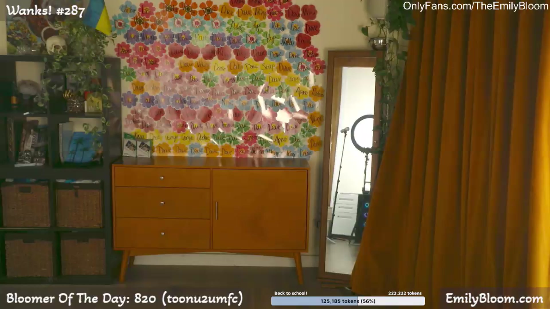 Gallery image thumbnail from EmilyBloom's myfreecams stream on, 06/29/2026, 24:24 image 7 of 20
