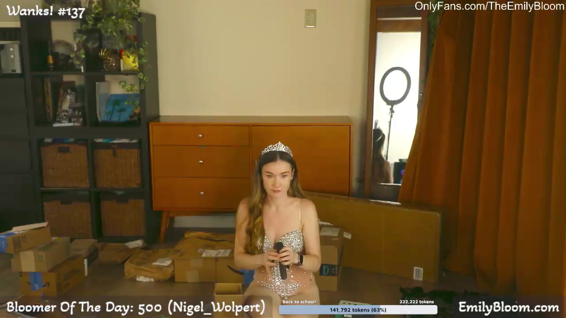 Gallery image thumbnail from EmilyBloom's myfreecams stream on, 07/09/2026, 23:52 image 8 of 20