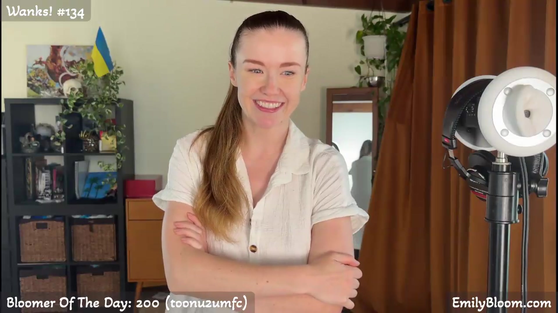 Gallery image thumbnail from EmilyBloom's myfreecams stream on, 07/20/2026, 24:02 image 7 of 20