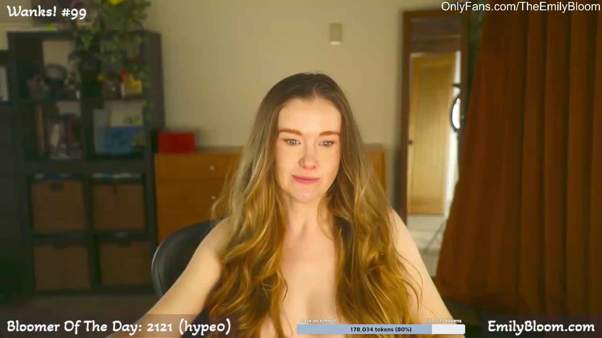 Gallery image thumbnail from EmilyBloom's myfreecams stream on, 08/29/2026, 24:27 image 17 of 20
