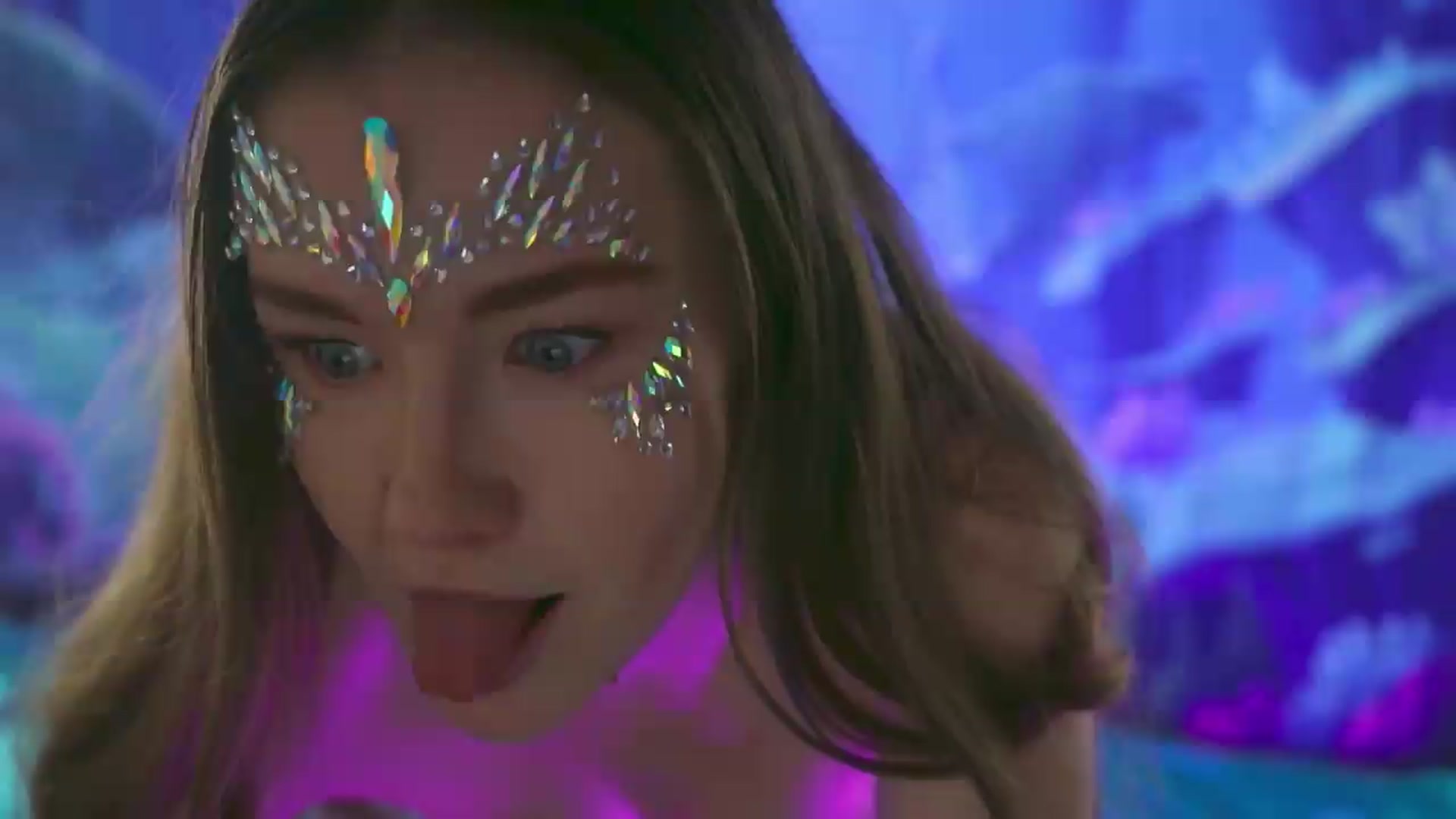 Gallery image thumbnail from EmilyBloom's myfreecams stream on, 08/31/2026, 24:07 image 6 of 20