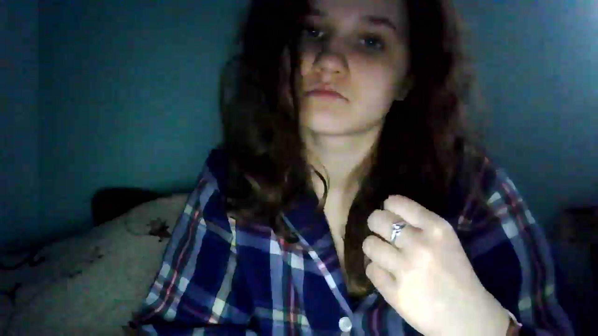 Gallery image thumbnail from EmilyBriss's myfreecams stream on, 03/31/2026, 13:31 image 15 of 20