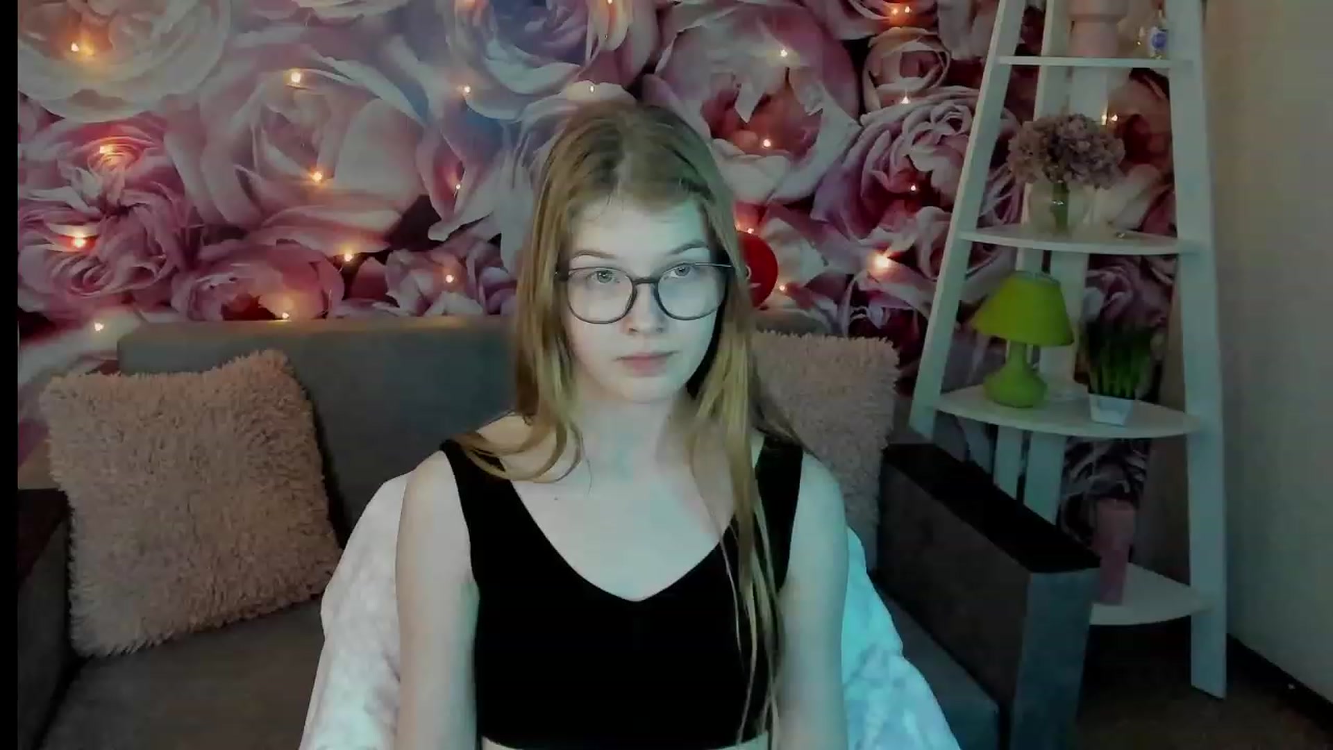Gallery image thumbnail from EmilyEmber's myfreecams stream on, 09/14/2023, 11:11 image 20 of 20