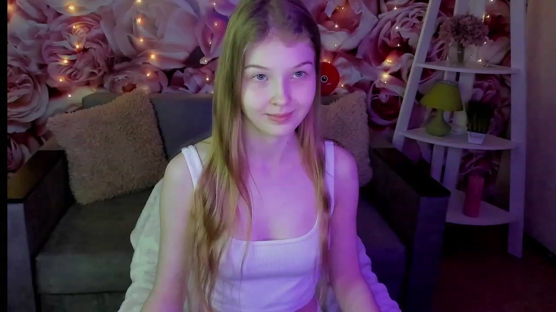 Gallery image thumbnail from EmilyEmber's myfreecams stream on, 09/17/2023, 08:29 image 15 of 20