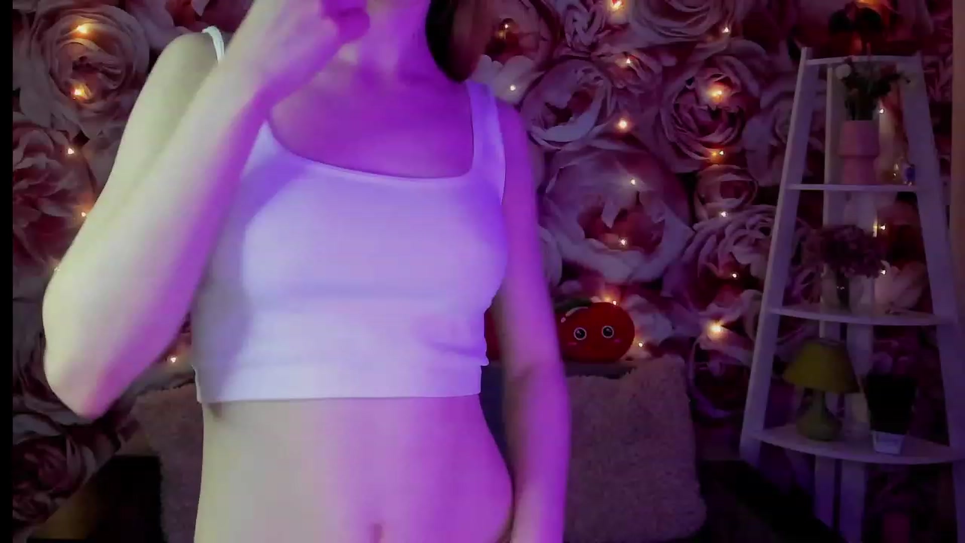 Gallery image thumbnail from EmilyEmber's myfreecams stream on, 09/17/2023, 12:16 image 6 of 20