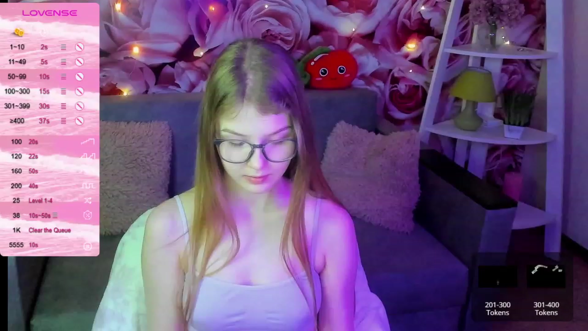 Gallery image thumbnail from EmilyEmber's myfreecams stream on, 09/24/2023, 10:02 image 16 of 20