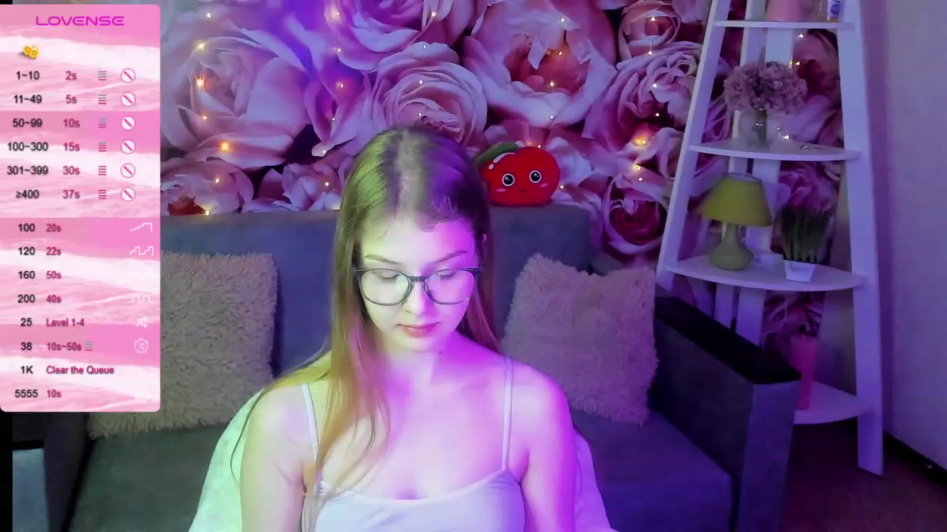 Gallery image thumbnail from EmilyEmber's myfreecams stream on, 09/24/2023, 10:40 image 3 of 20