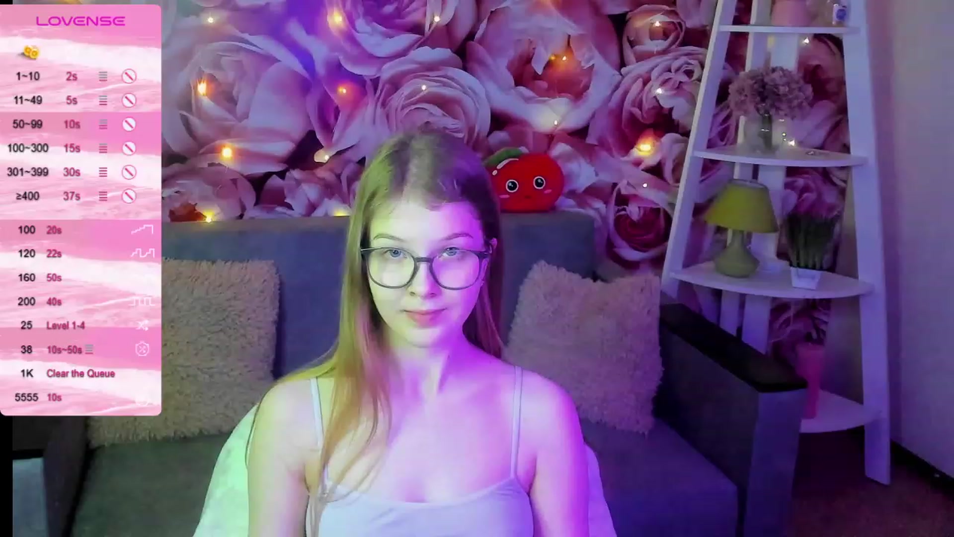 Gallery image thumbnail from EmilyEmber's myfreecams stream on, 09/24/2023, 10:40 image 5 of 20
