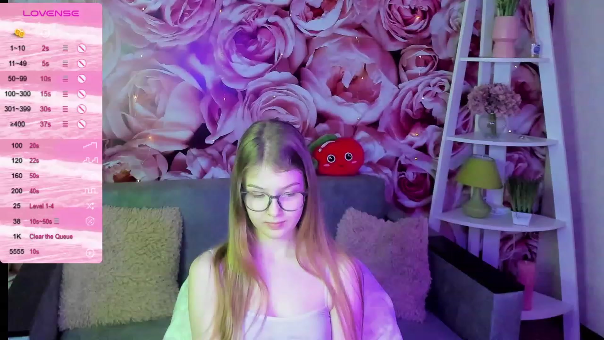Gallery image thumbnail from EmilyEmber's myfreecams stream on, 09/24/2023, 11:26 image 12 of 20