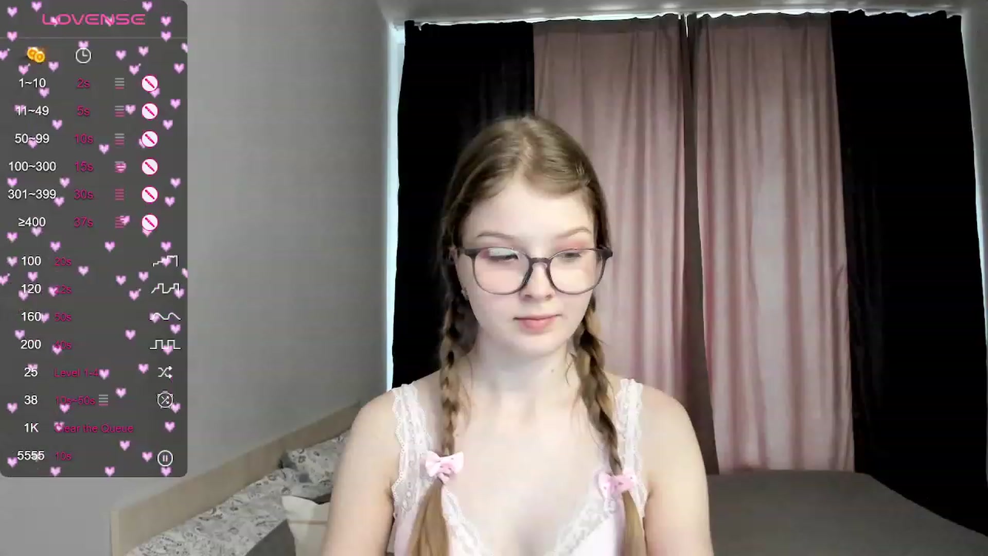 Gallery image thumbnail from EmilyEmber's myfreecams stream on, 10/19/2023, 10:31 image 19 of 20