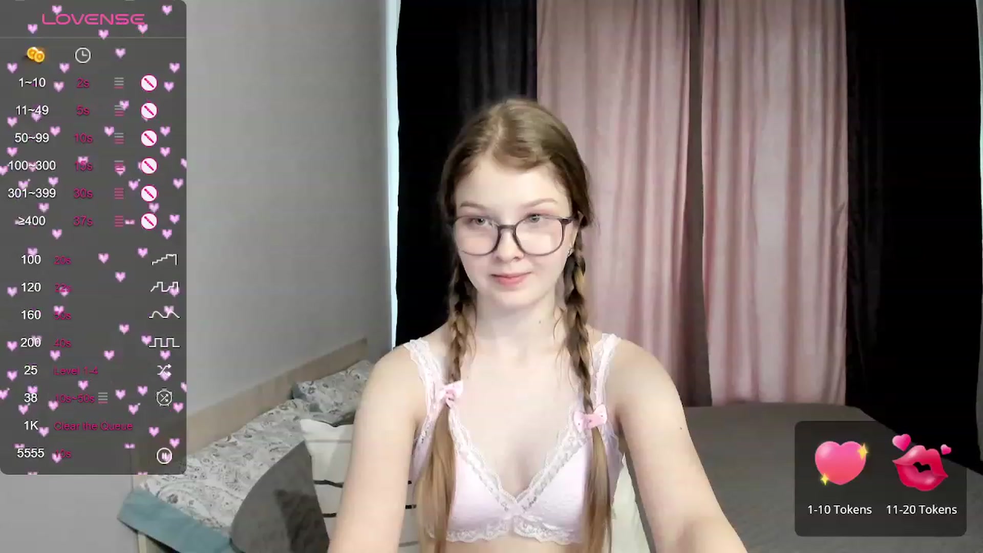 Gallery image thumbnail from EmilyEmber's myfreecams stream on, 10/19/2023, 10:31 image 14 of 20