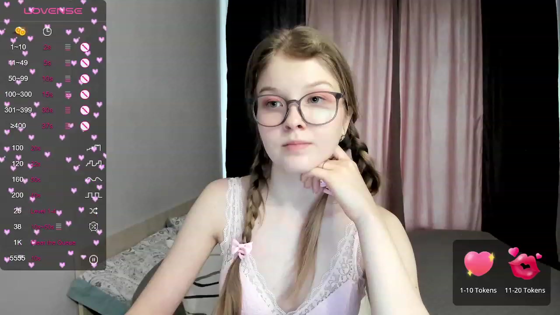 Gallery image thumbnail from EmilyEmber's myfreecams stream on, 10/19/2023, 10:31 image 9 of 20
