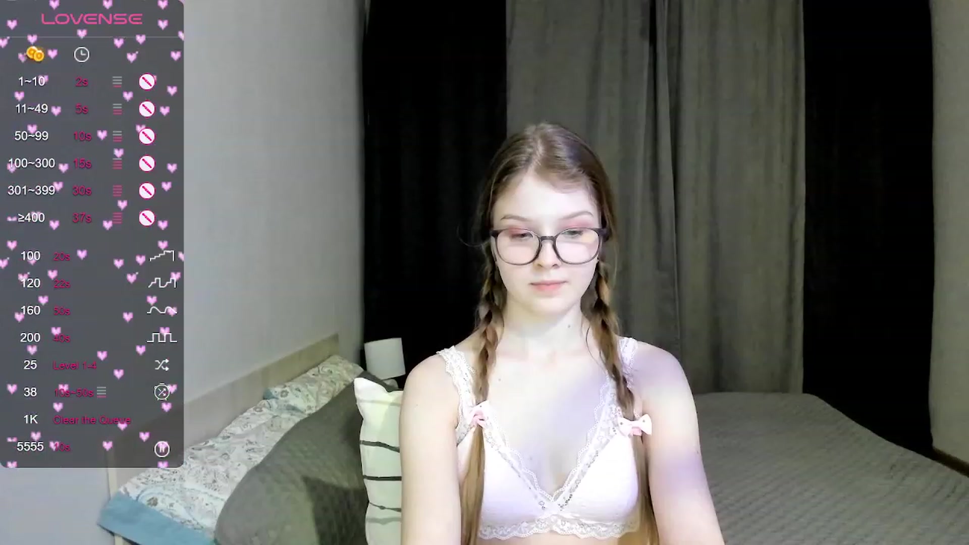 Gallery image thumbnail from EmilyEmber's myfreecams stream on, 10/19/2023, 15:11 image 18 of 20