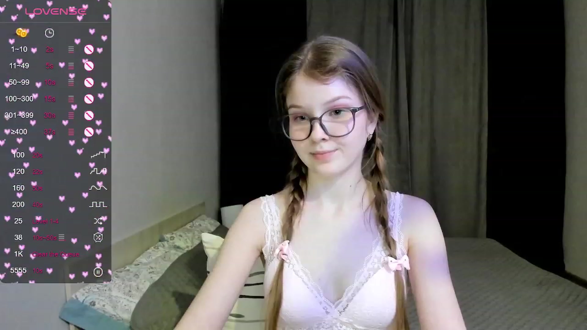Gallery image thumbnail from EmilyEmber's myfreecams stream on, 10/19/2023, 15:11 image 17 of 20
