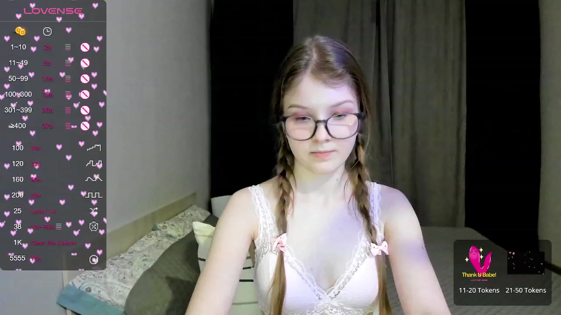 Gallery image thumbnail from EmilyEmber's myfreecams stream on, 10/19/2023, 15:11 image 6 of 20