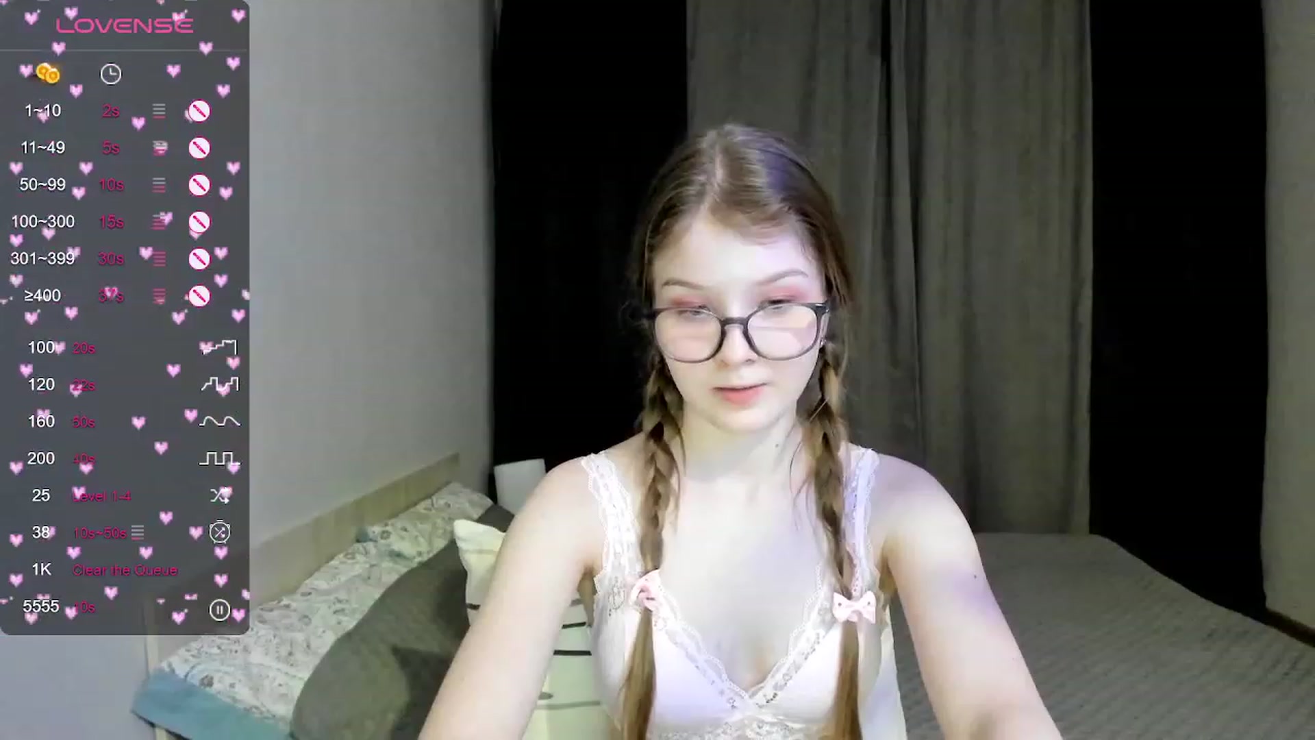 Gallery image thumbnail from EmilyEmber's myfreecams stream on, 10/19/2023, 15:11 image 8 of 20