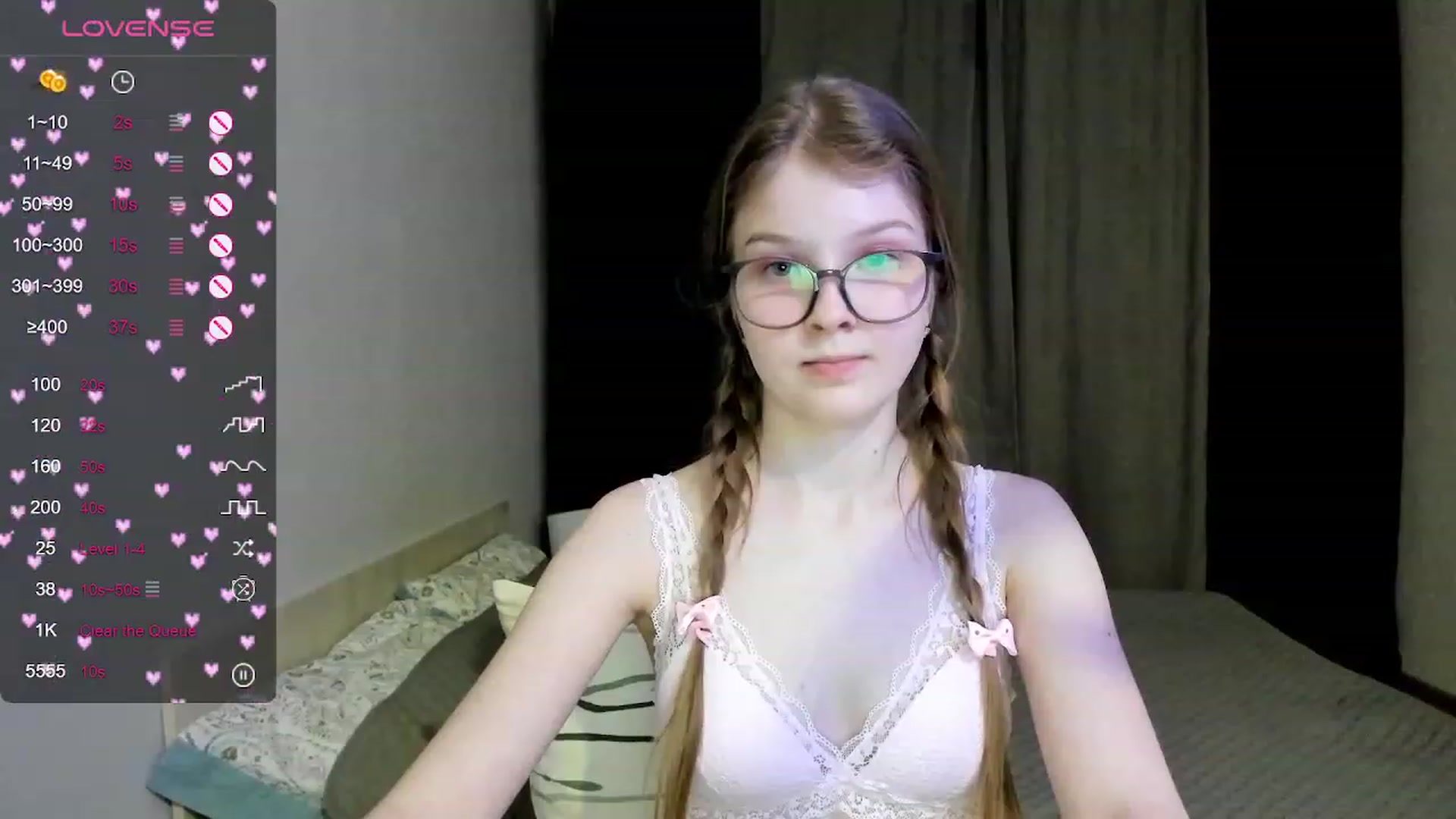 Gallery image thumbnail from EmilyEmber's myfreecams stream on, 10/19/2023, 15:11 image 13 of 20