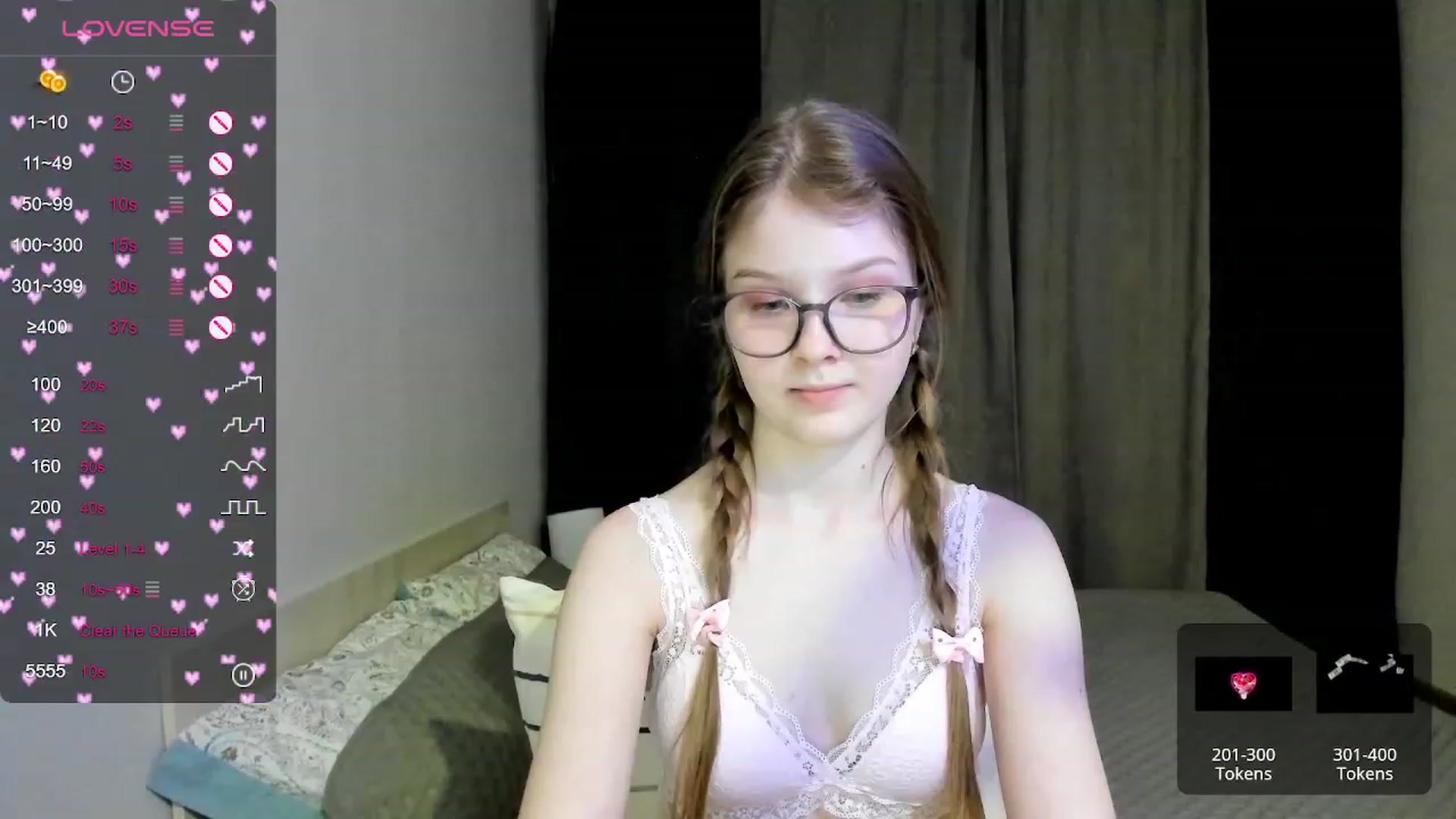 Gallery image thumbnail from EmilyEmber's myfreecams stream on, 10/19/2023, 15:11 image 7 of 20