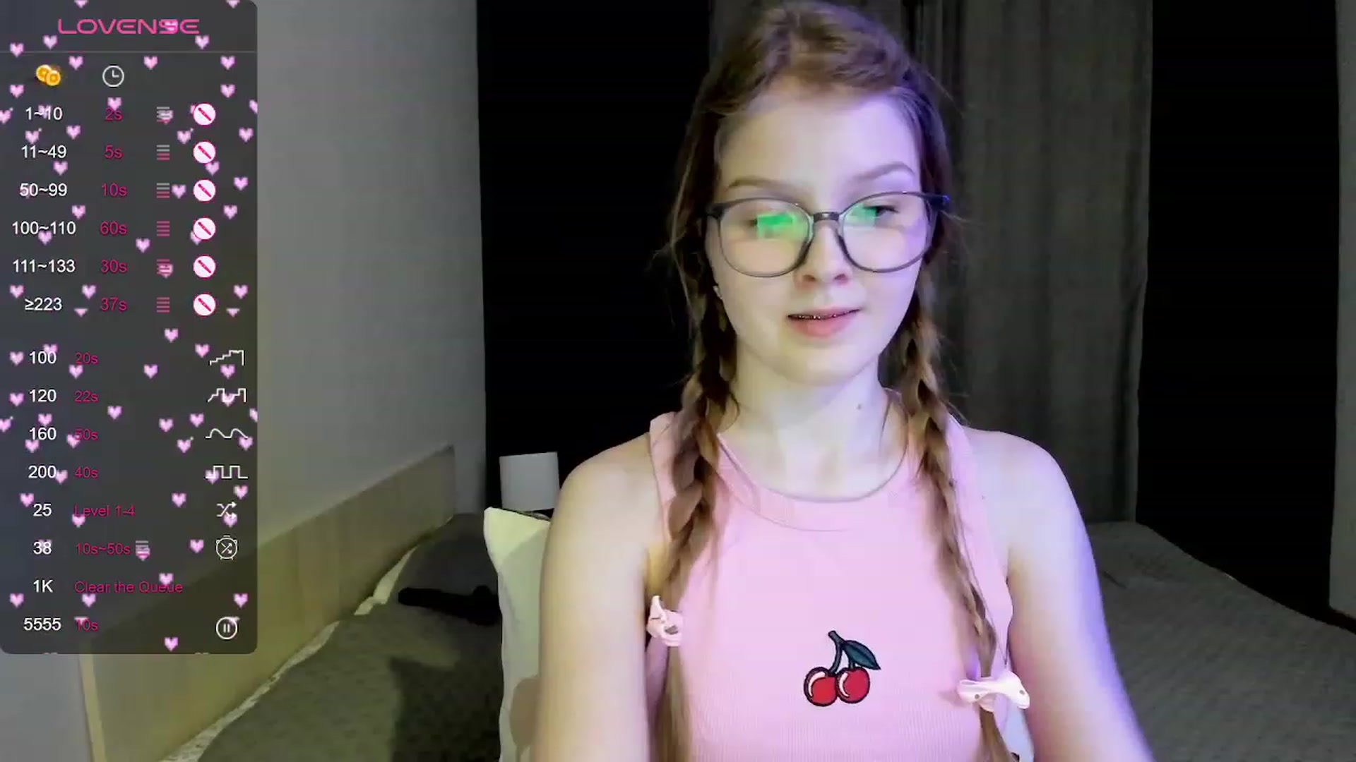 Gallery image thumbnail from EmilyEmber's myfreecams stream on, 10/25/2023, 16:58 image 2 of 20