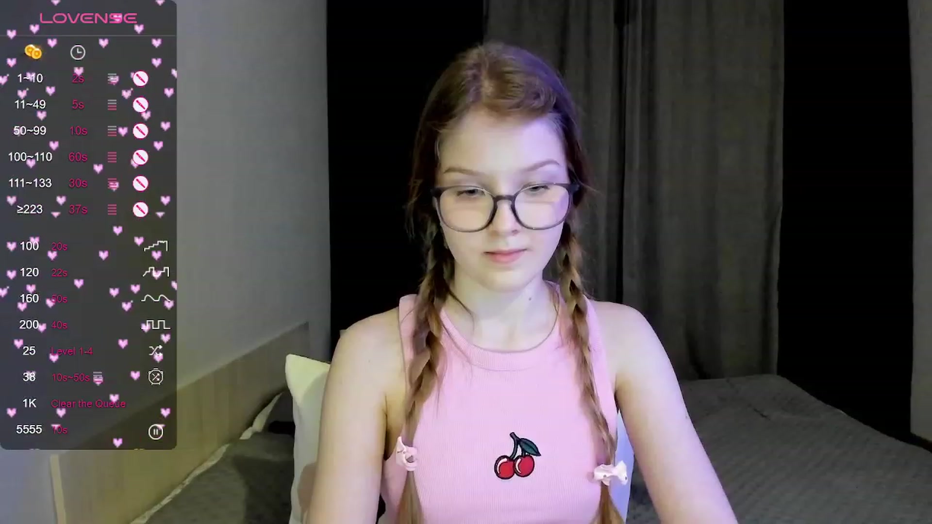 Gallery image thumbnail from EmilyEmber's myfreecams stream on, 10/25/2023, 16:58 image 14 of 20