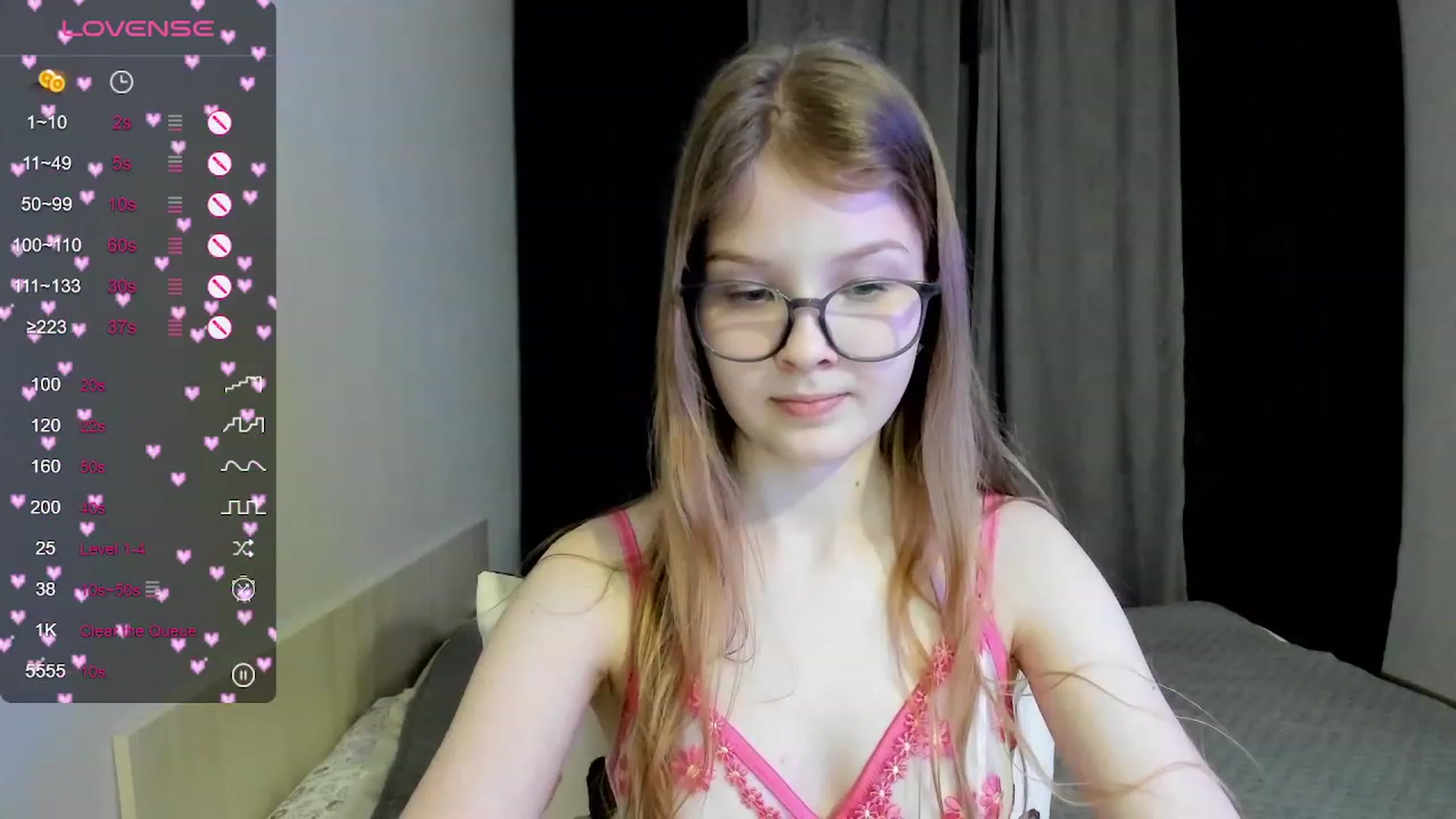 Gallery image thumbnail from EmilyEmber's myfreecams stream on, 10/28/2023, 16:22 image 19 of 20