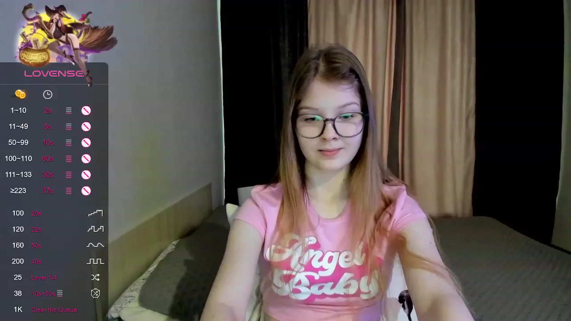 Gallery image thumbnail from EmilyEmber's myfreecams stream on, 10/29/2023, 07:59 image 18 of 20