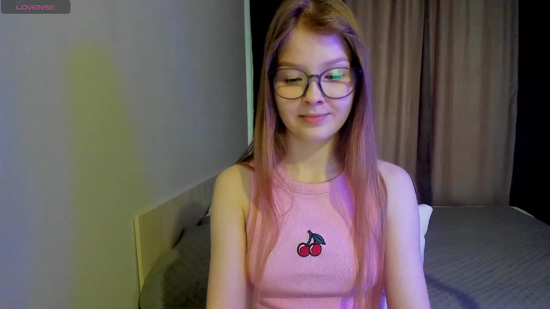Gallery image thumbnail from EmilyEmber's myfreecams stream on, 11/13/2023, 09:10 image 9 of 20