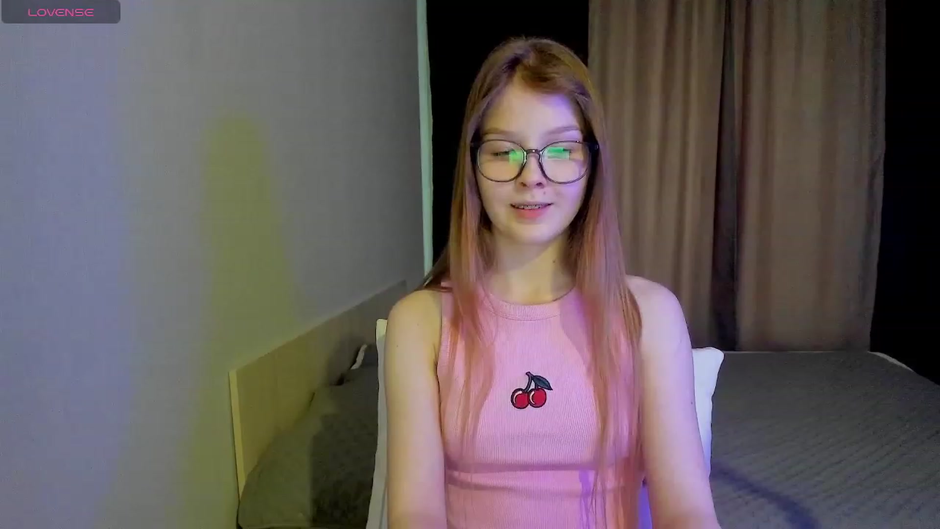 Gallery image thumbnail from EmilyEmber's myfreecams stream on, 11/13/2023, 09:10 image 8 of 20