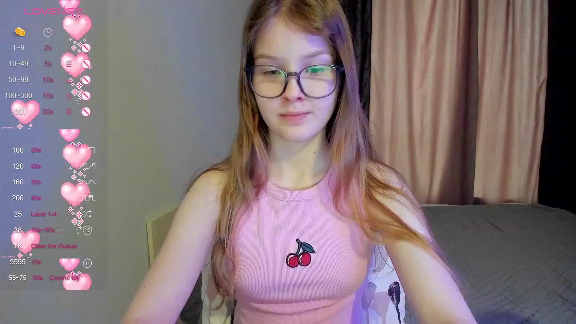Gallery image thumbnail from EmilyEmber's myfreecams stream on, 11/19/2023, 10:17 image 17 of 20