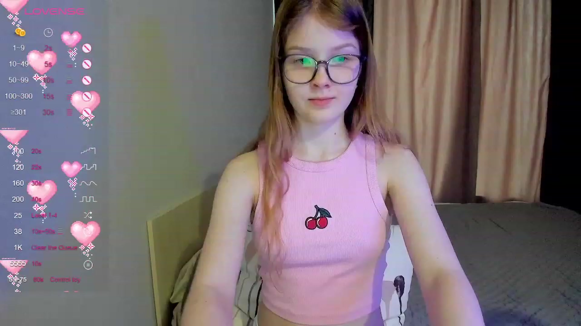Gallery image thumbnail from EmilyEmber's myfreecams stream on, 11/19/2023, 10:38 image 17 of 20