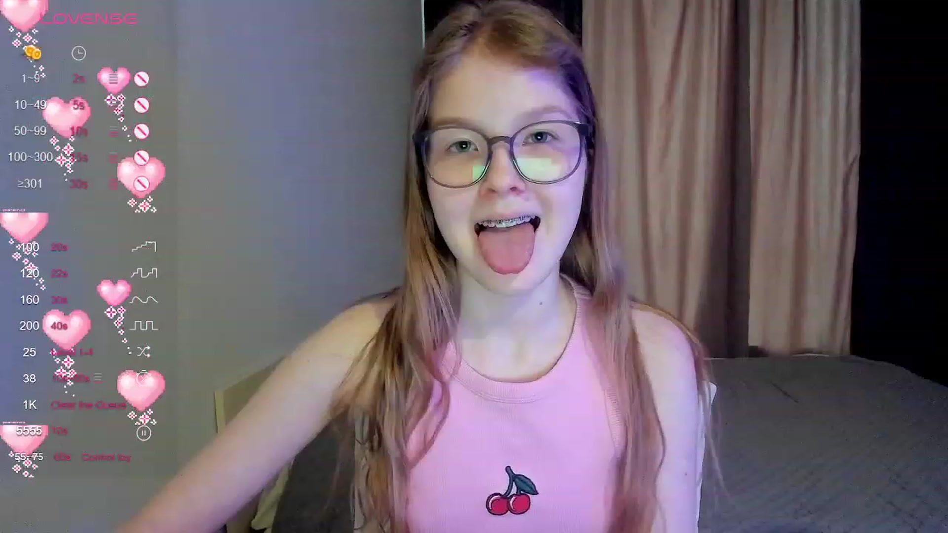 Gallery image thumbnail from EmilyEmber's myfreecams stream on, 11/19/2023, 11:39 image 11 of 20