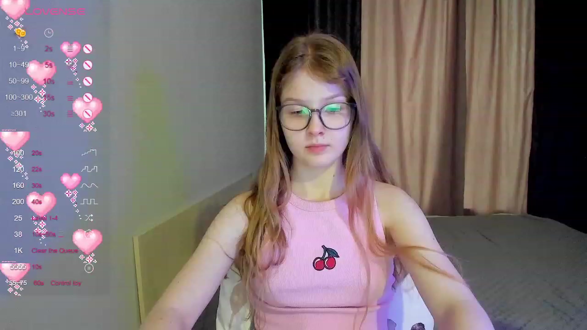Gallery image thumbnail from EmilyEmber's myfreecams stream on, 11/19/2023, 11:39 image 7 of 20