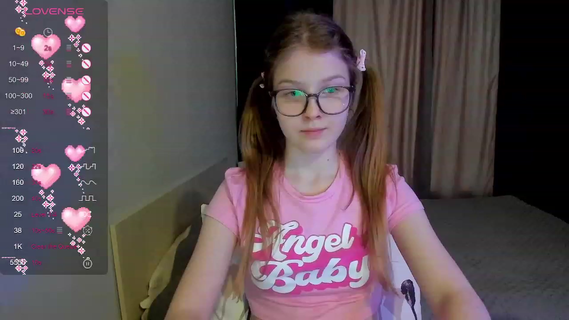 Gallery image thumbnail from EmilyEmber's myfreecams stream on, 11/20/2023, 07:49 image 7 of 20