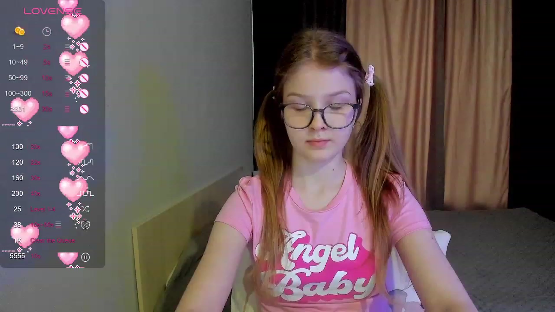 Gallery image thumbnail from EmilyEmber's myfreecams stream on, 11/20/2023, 09:05 image 2 of 20