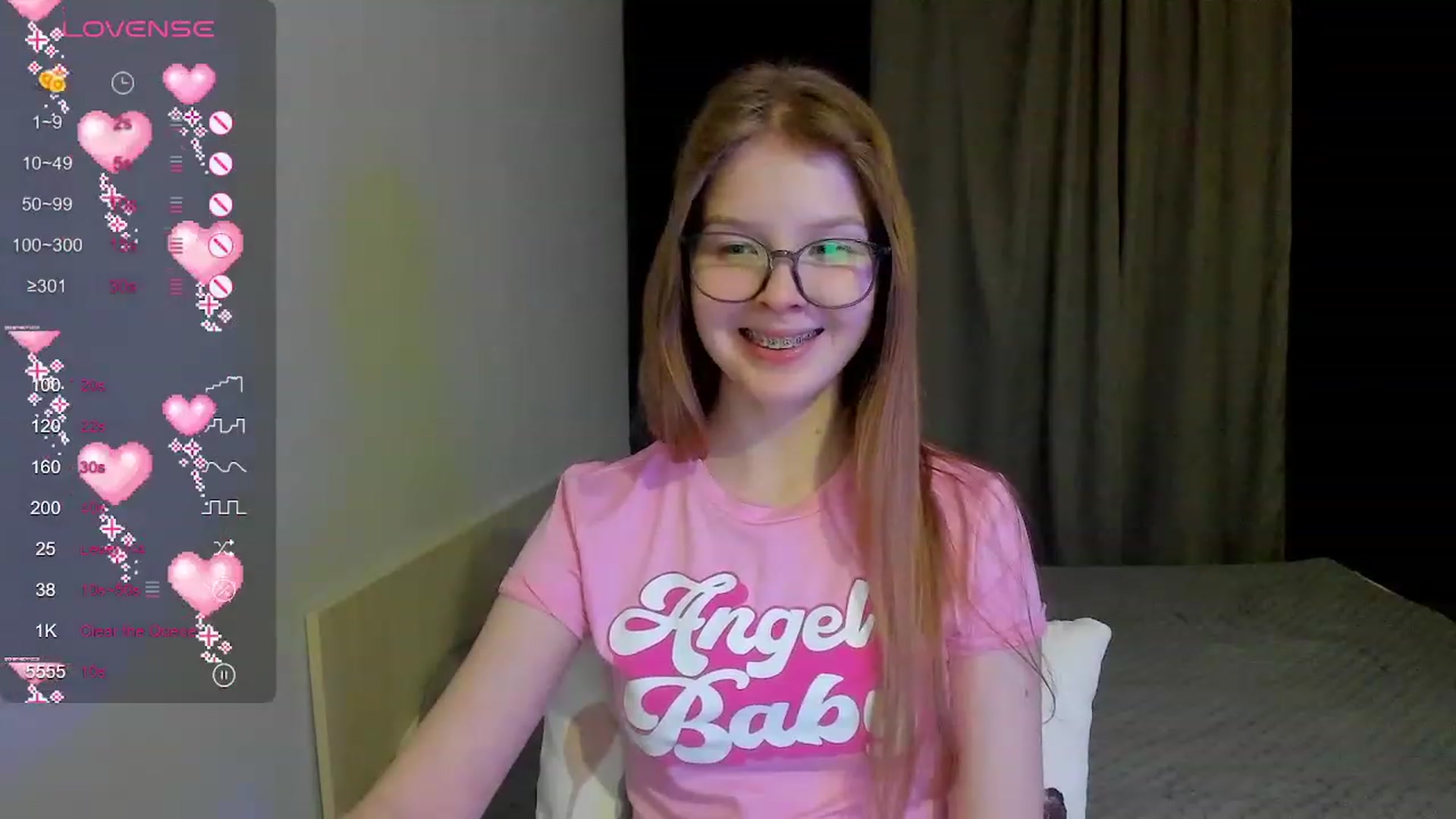Gallery image thumbnail from EmilyEmber's myfreecams stream on, 11/20/2023, 14:39 image 16 of 20