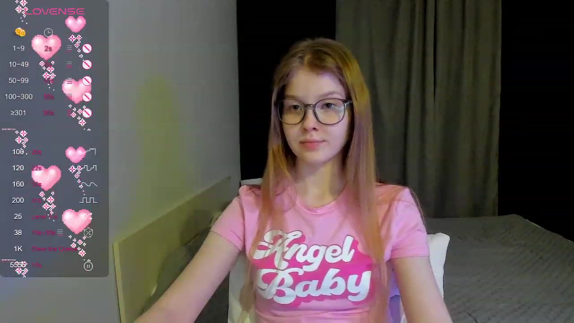 Gallery image thumbnail from EmilyEmber's myfreecams stream on, 11/20/2023, 17:09 image 4 of 20