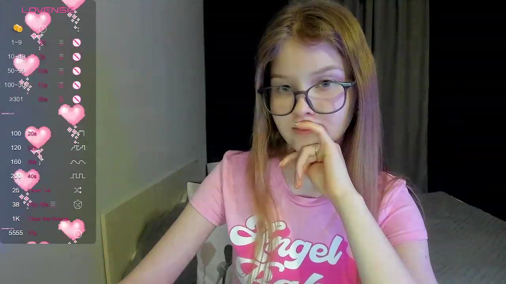 Gallery image thumbnail from EmilyEmber's myfreecams stream on, 11/20/2023, 17:09 image 13 of 20