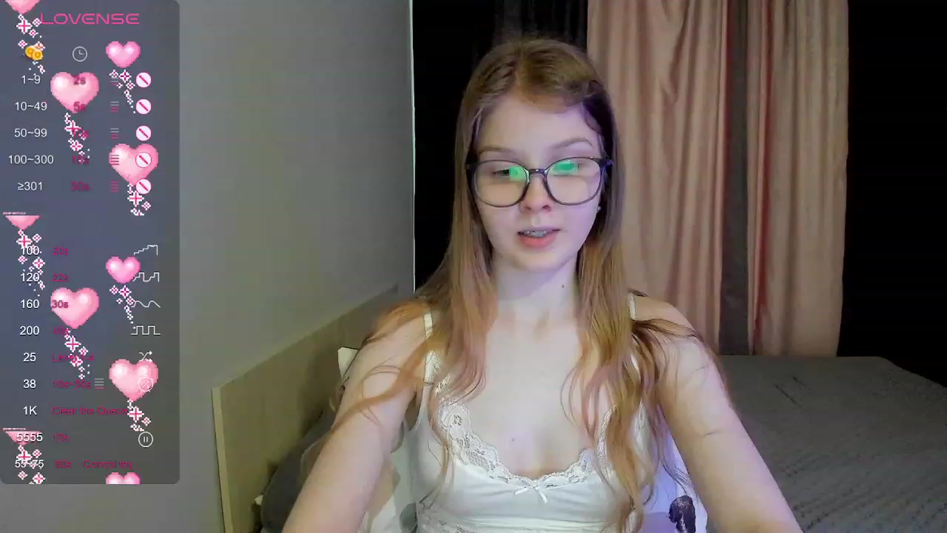 Gallery image thumbnail from EmilyEmber's myfreecams stream on, 11/22/2023, 12:02 image 14 of 20