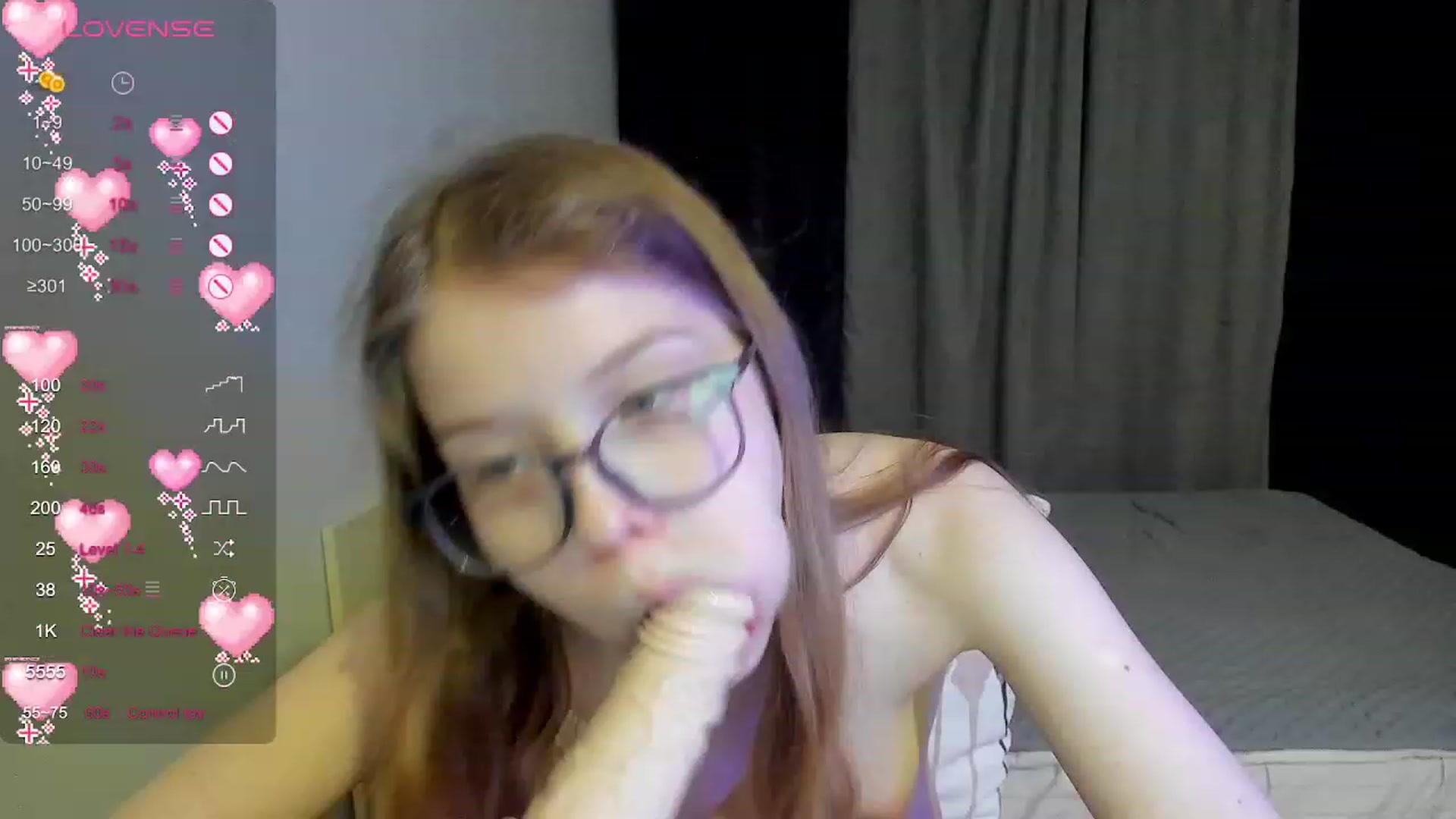 Gallery image thumbnail from EmilyEmber's myfreecams stream on, 11/24/2023, 15:29 image 7 of 20