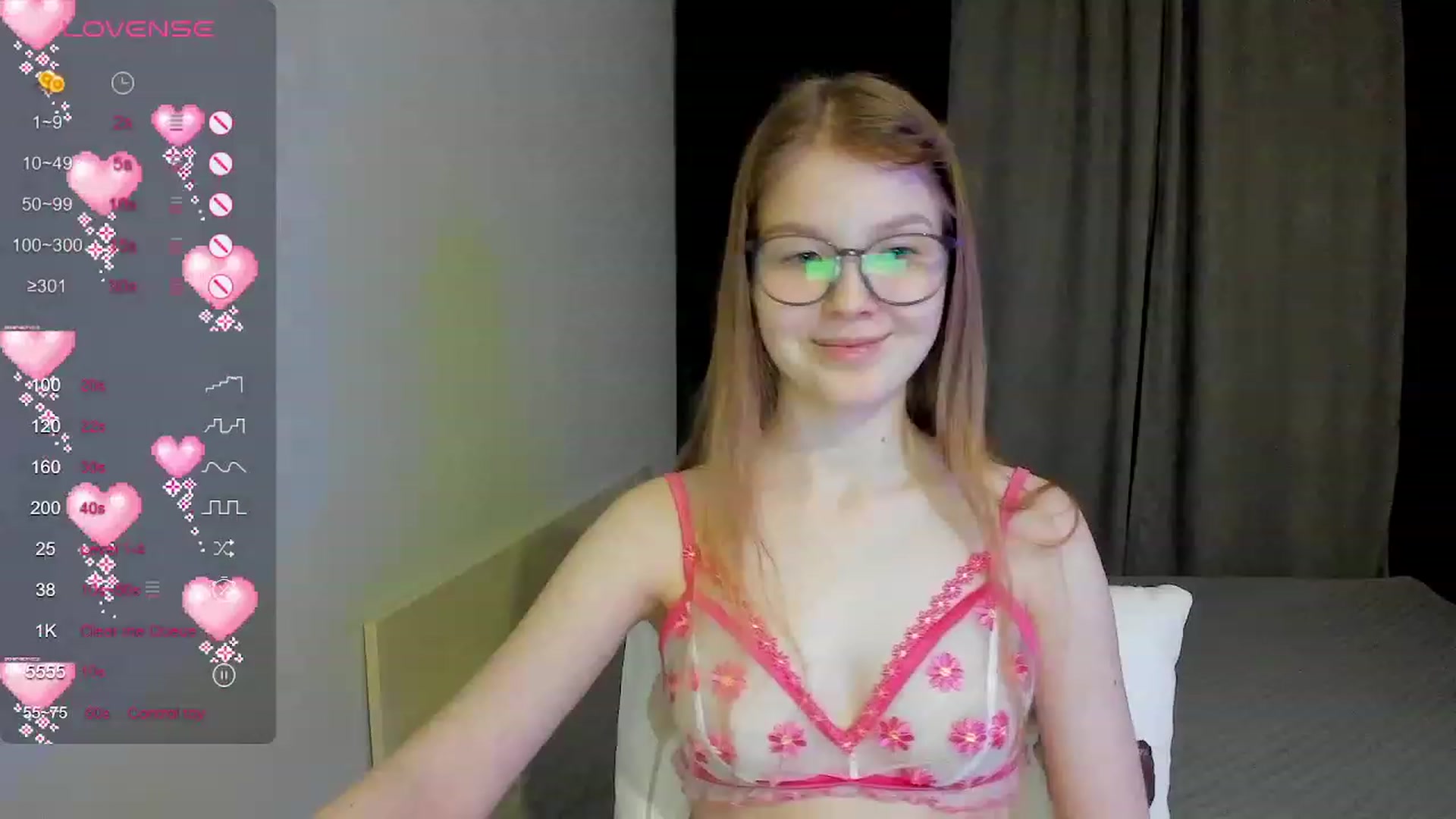 Gallery image thumbnail from EmilyEmber's myfreecams stream on, 11/28/2023, 18:33 image 11 of 20