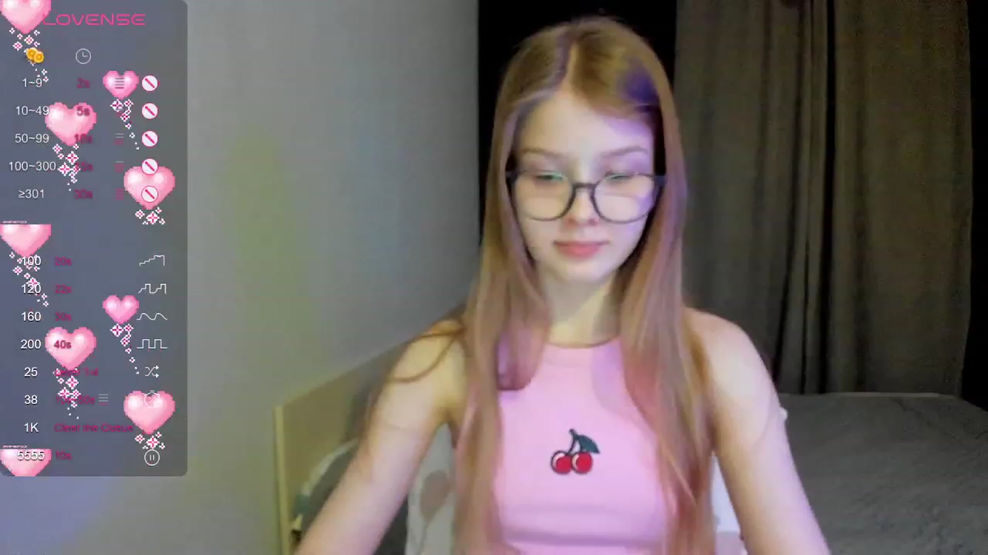 Gallery image thumbnail from EmilyEmber's myfreecams stream on, 12/01/2023, 17:25 image 8 of 20
