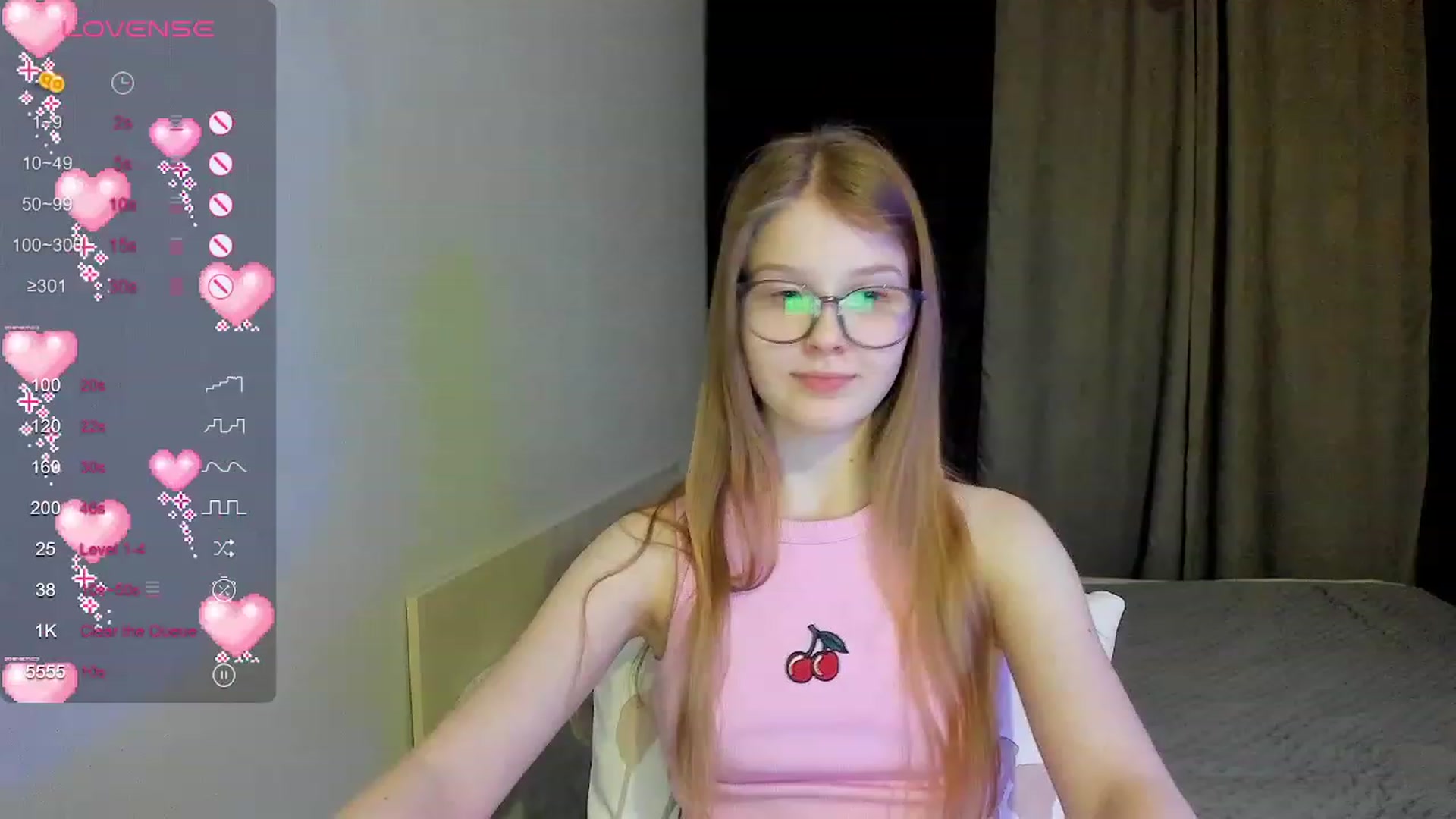 Gallery image thumbnail from EmilyEmber's myfreecams stream on, 12/01/2023, 17:25 image 10 of 20
